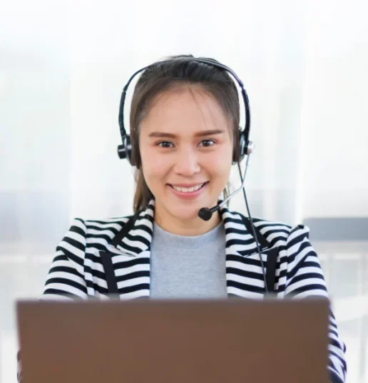 female-va-call-center-agent-bpo